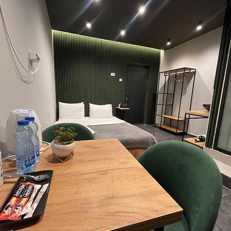 Central M - 5 Apartments Скопье Экстерьер фото