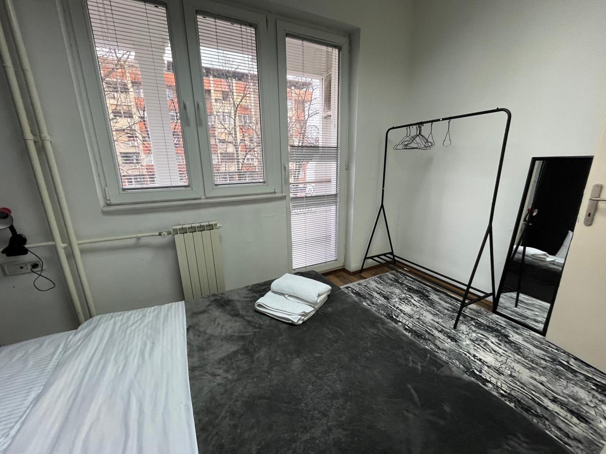 Central M - 5 Apartments Скопье Экстерьер фото