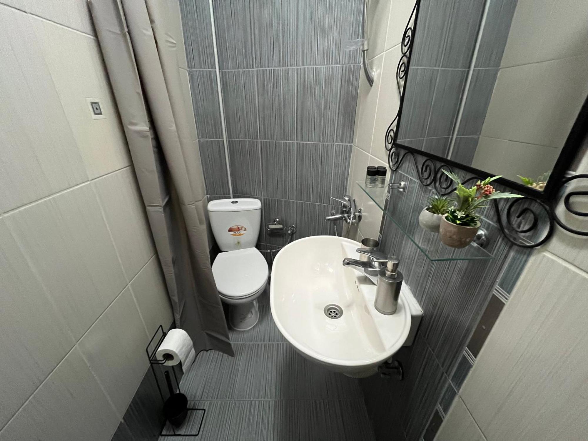 Central M - 5 Apartments Скопье Номер фото