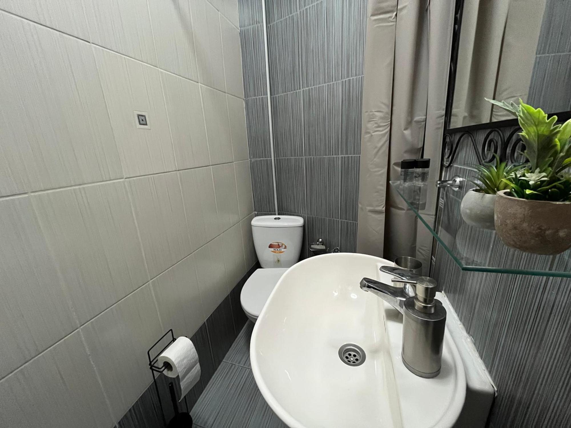 Central M - 5 Apartments Скопье Номер фото