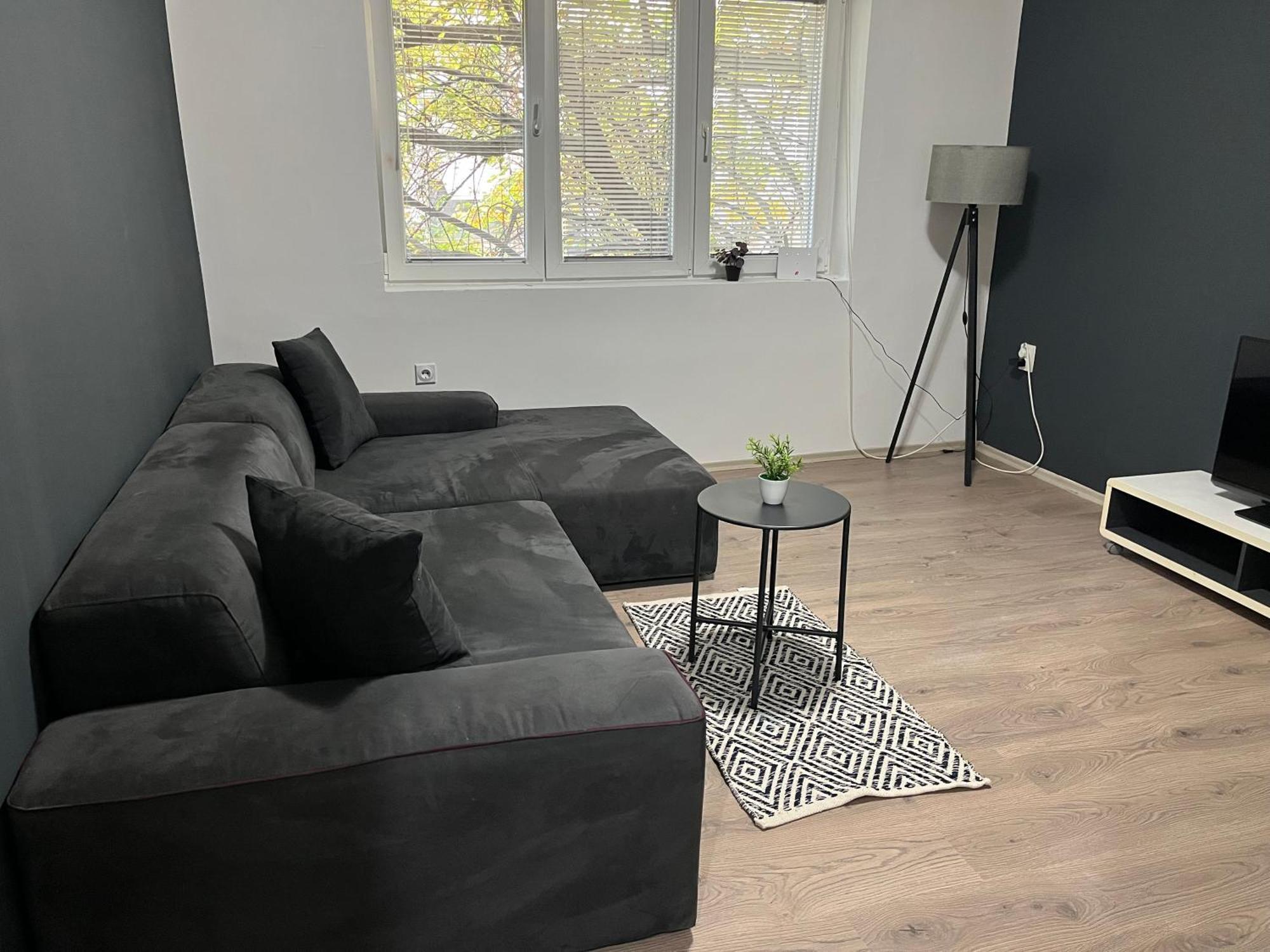Central M - 5 Apartments Скопье Экстерьер фото