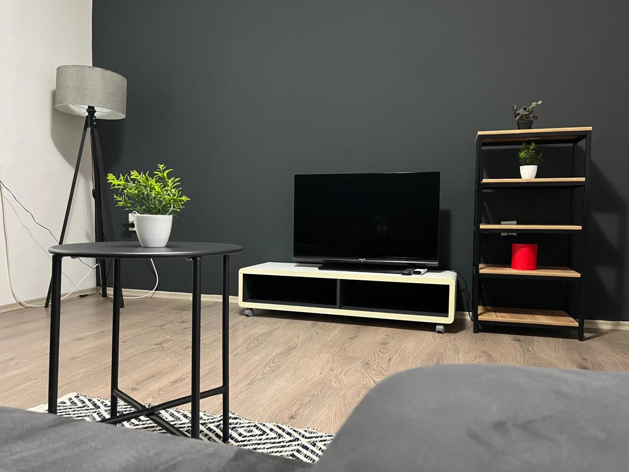 Central M - 5 Apartments Скопье Экстерьер фото